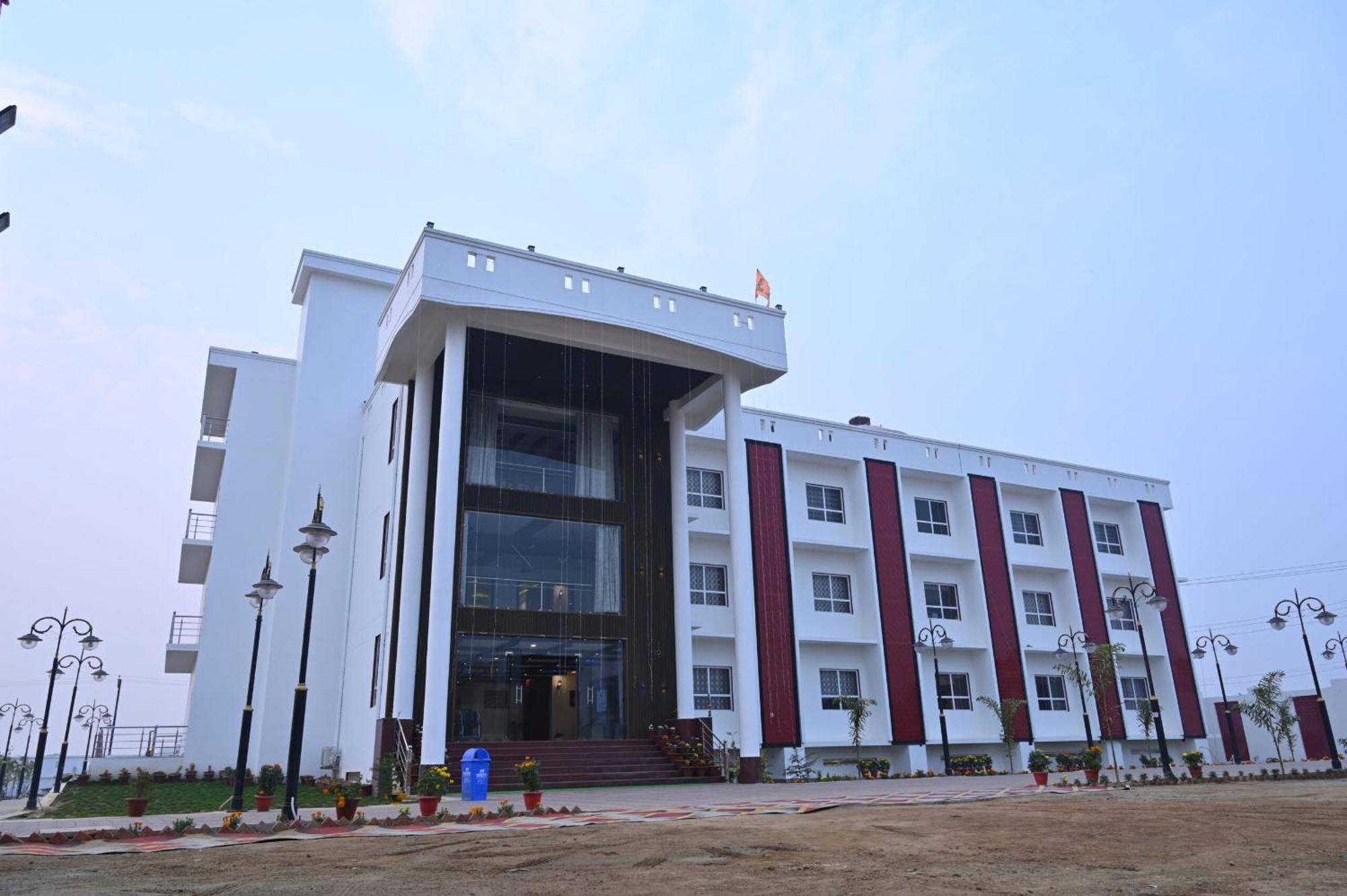 Raj Vilas Hotel & Resort Maharajganj Bagian luar foto