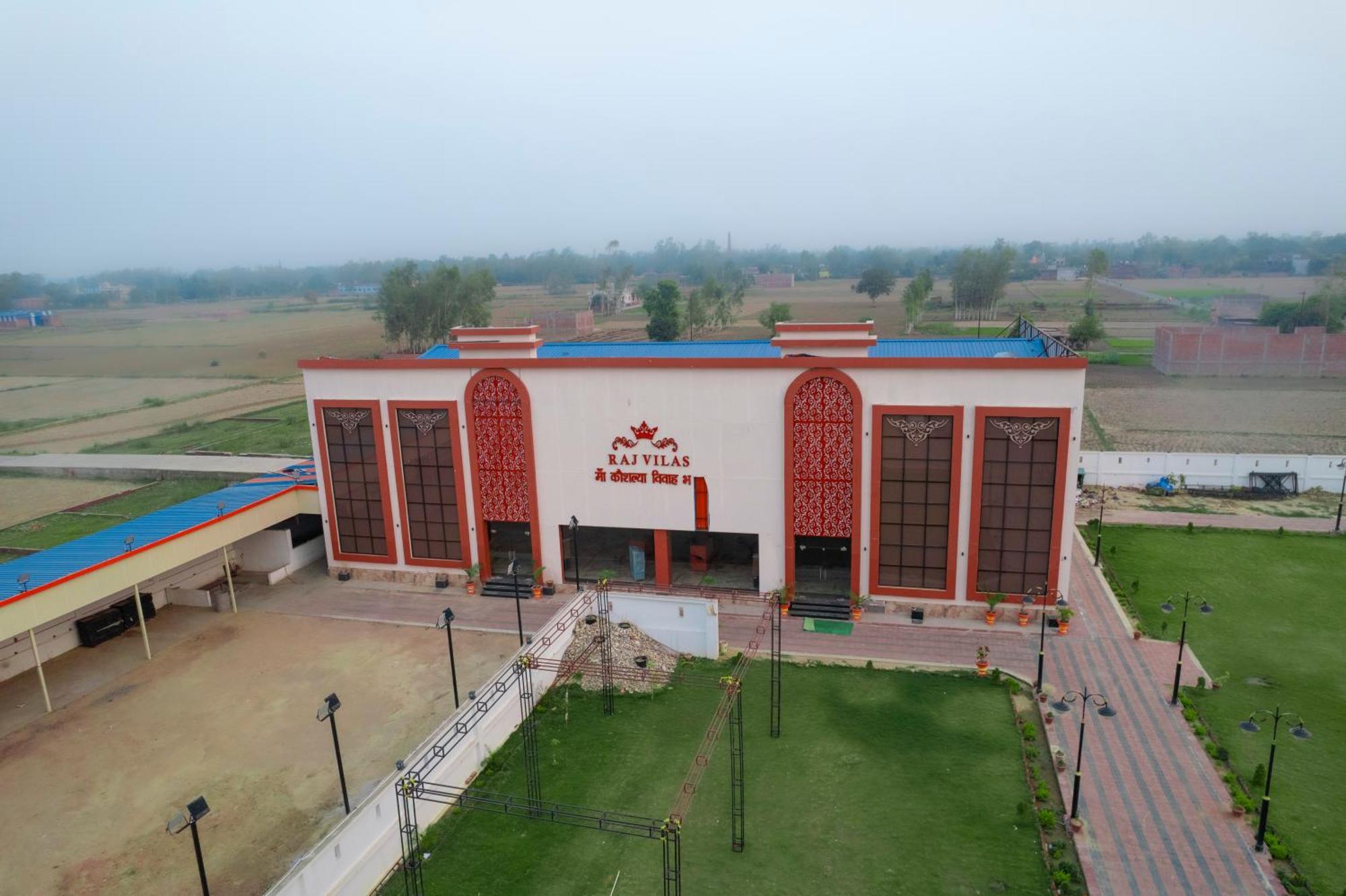 Raj Vilas Hotel & Resort Maharajganj Bagian luar foto